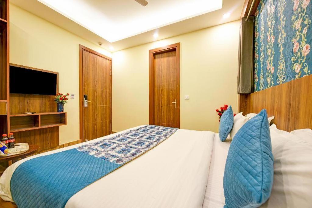 Hotel Rosewood Near Delhi Airport Neu-Delhi Exterior foto