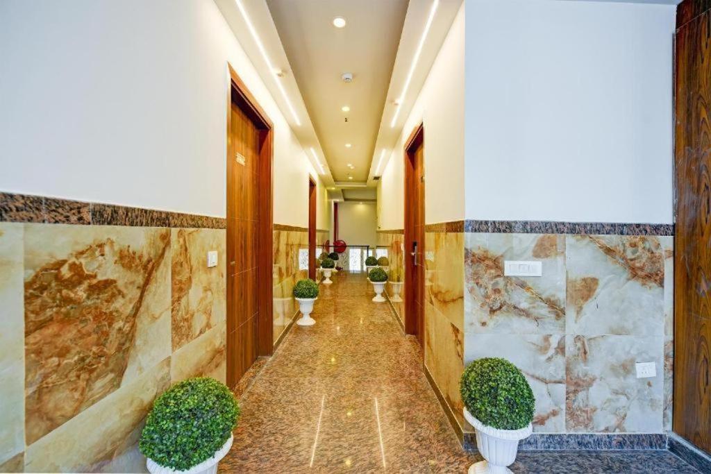 Hotel Rosewood Near Delhi Airport Neu-Delhi Exterior foto